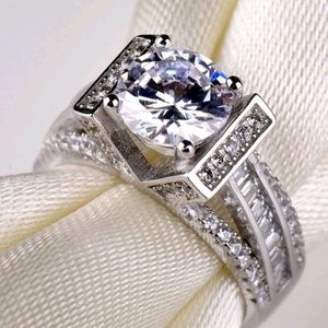 🌟FLASH SALE🌟2ct CZ Engagement Wedding Ring!